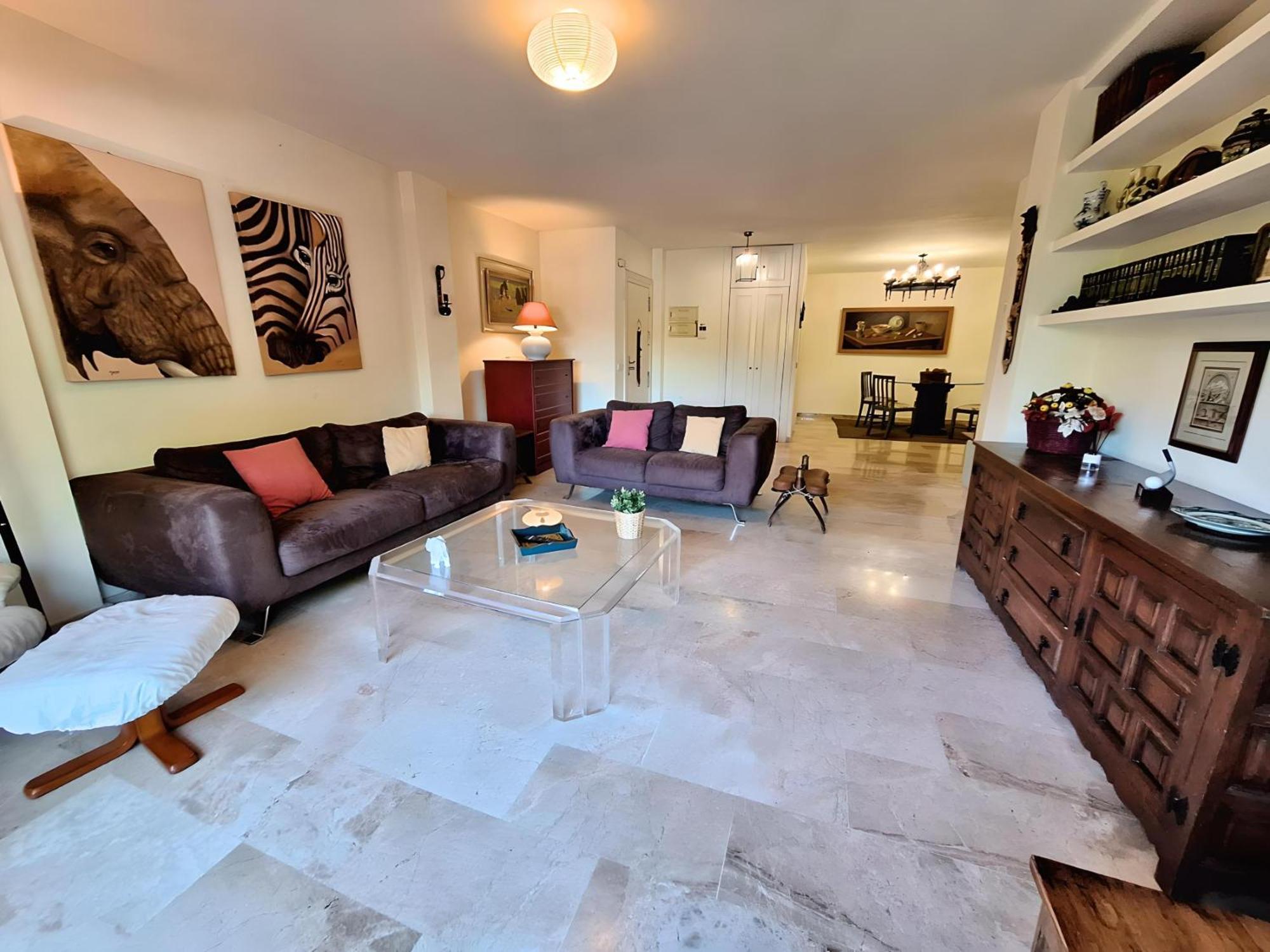Gorgeous 2Br Apt. W/ Mountain View Puerto Banus 马尔韦利亚 外观 照片