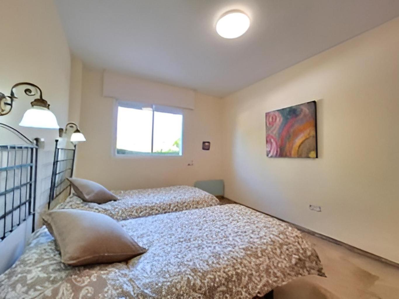 Gorgeous 2Br Apt. W/ Mountain View Puerto Banus 马尔韦利亚 外观 照片