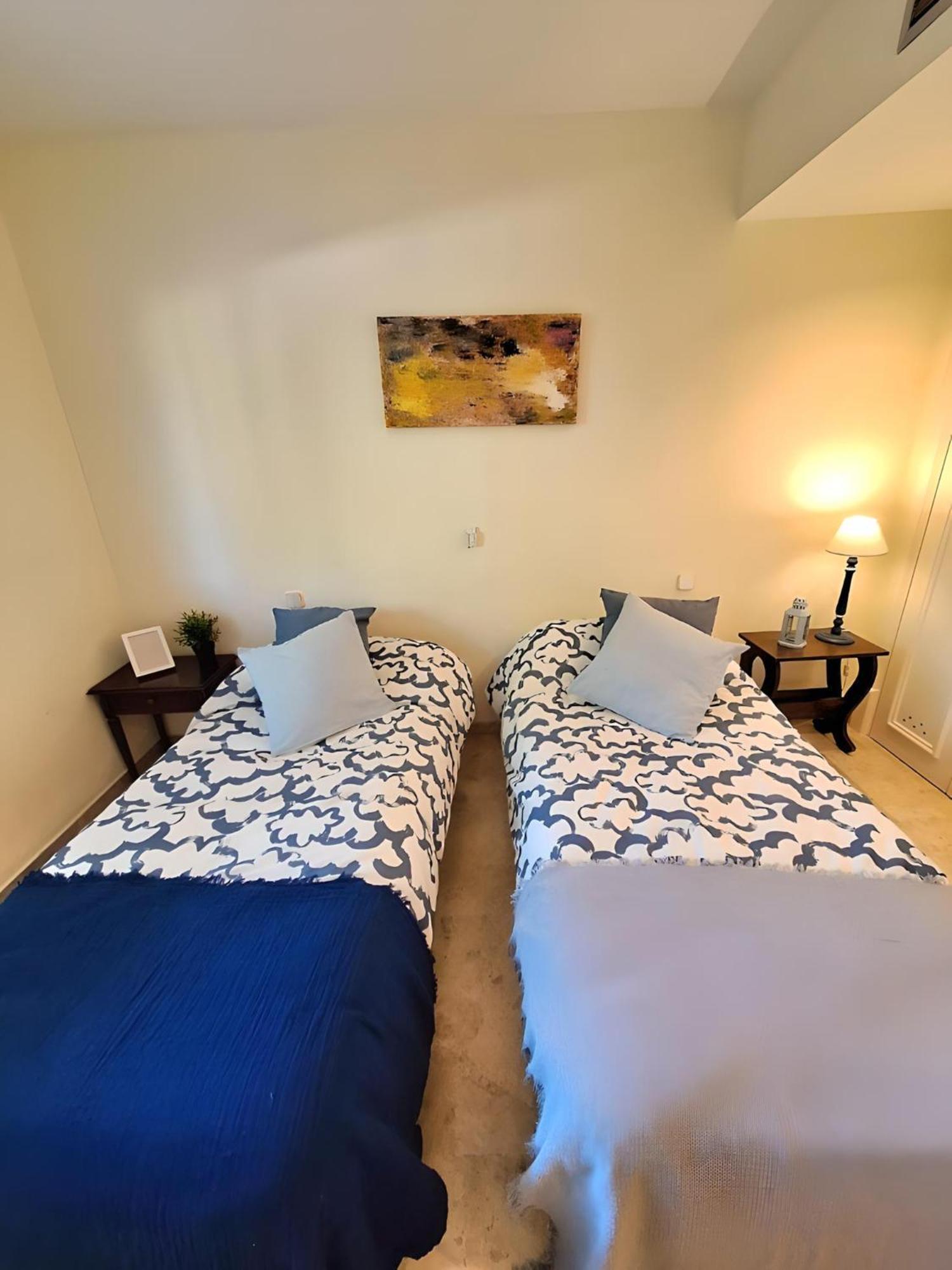 Gorgeous 2Br Apt. W/ Mountain View Puerto Banus 马尔韦利亚 外观 照片